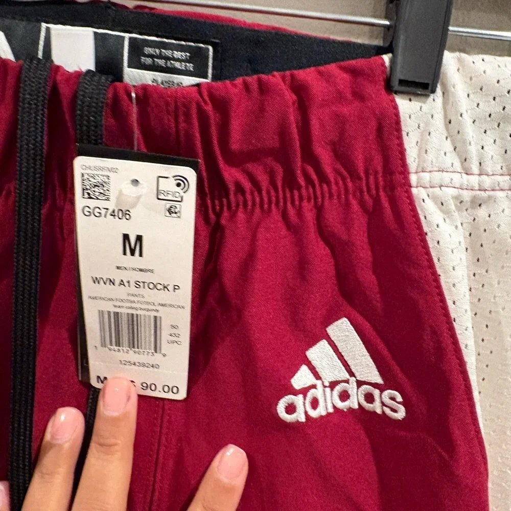 Adidas Woven Football Pants Burgundy/White GG7406 Men’s Size Medium NWT $90